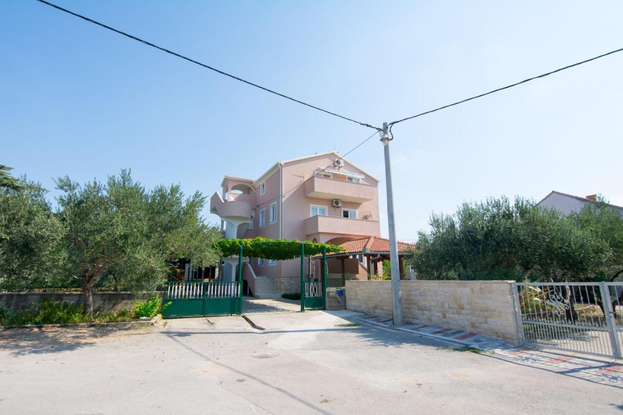Apartment Lucija Biograd Na Moru Zewnętrze zdjęcie