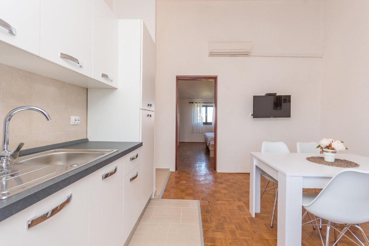 Apartment Lucija Biograd Na Moru Zewnętrze zdjęcie