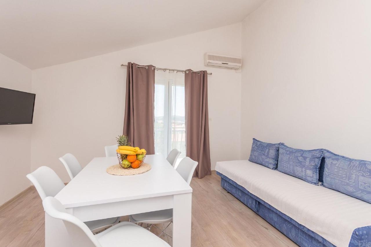 Apartment Lucija Biograd Na Moru Zewnętrze zdjęcie